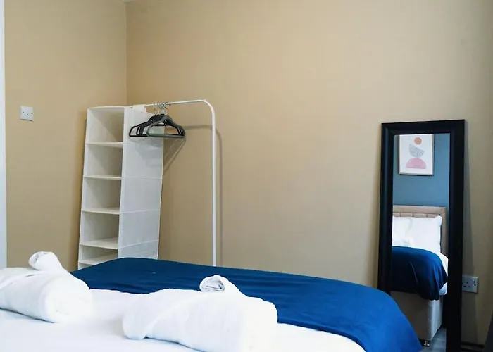 Cosy 2Br Flat - Beach Nearby