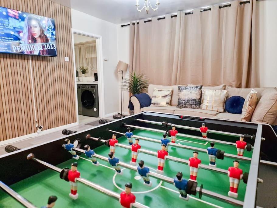 Cosy 2br Flat - Nearby Apartment