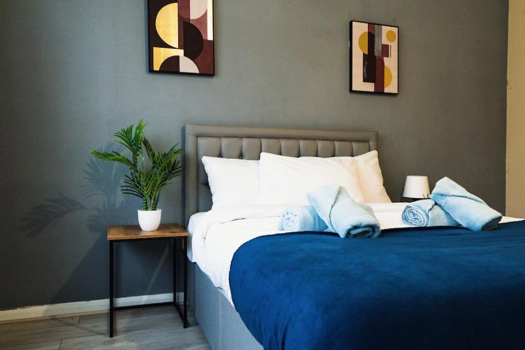 Apartment Cosy 2br Flat - Nearby *