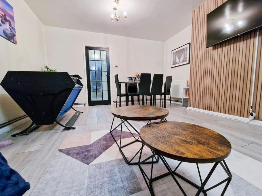 Apartment Cosy 2br Flat - Nearby