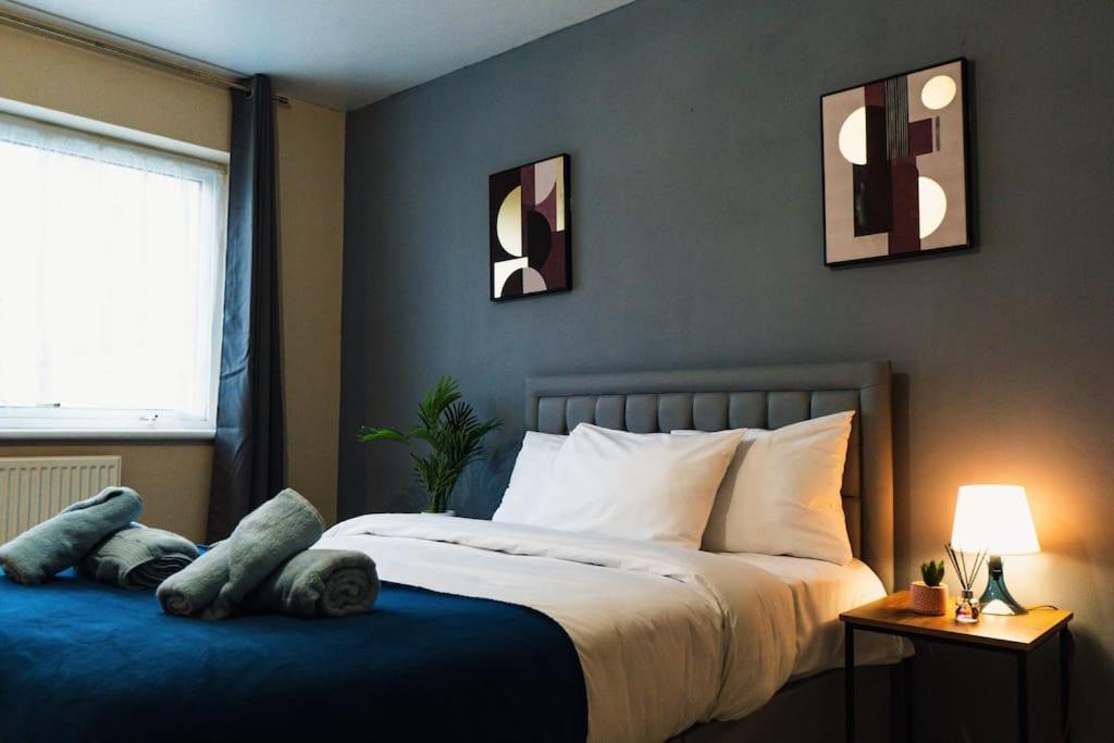Cosy 2br Flat - Nearby Apartment