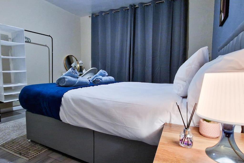 Cosy 2br Flat - Nearby Apartment *